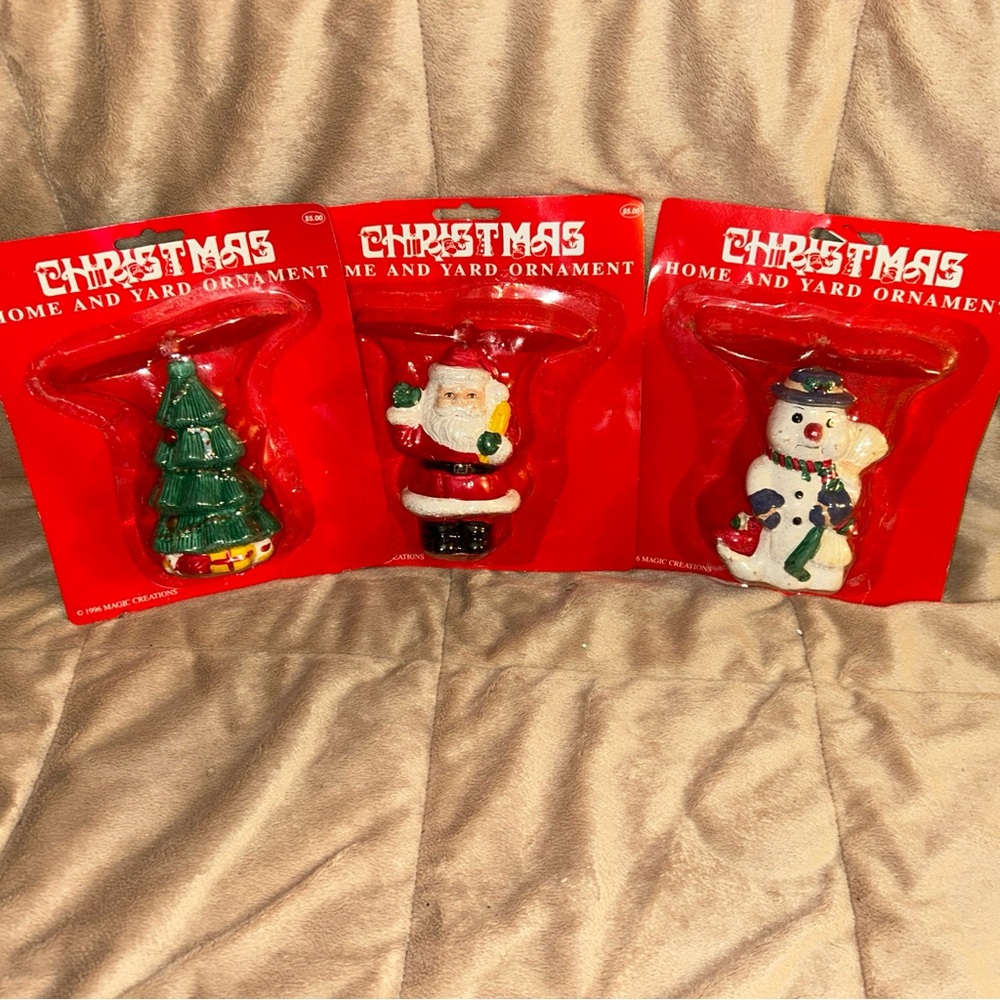 Set of 3 vintage 1996 Magic Creations home and yard ornaments.